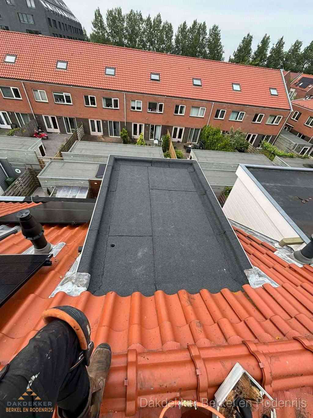 Bitumen Dak Reparatie Berkelenrodenrijs