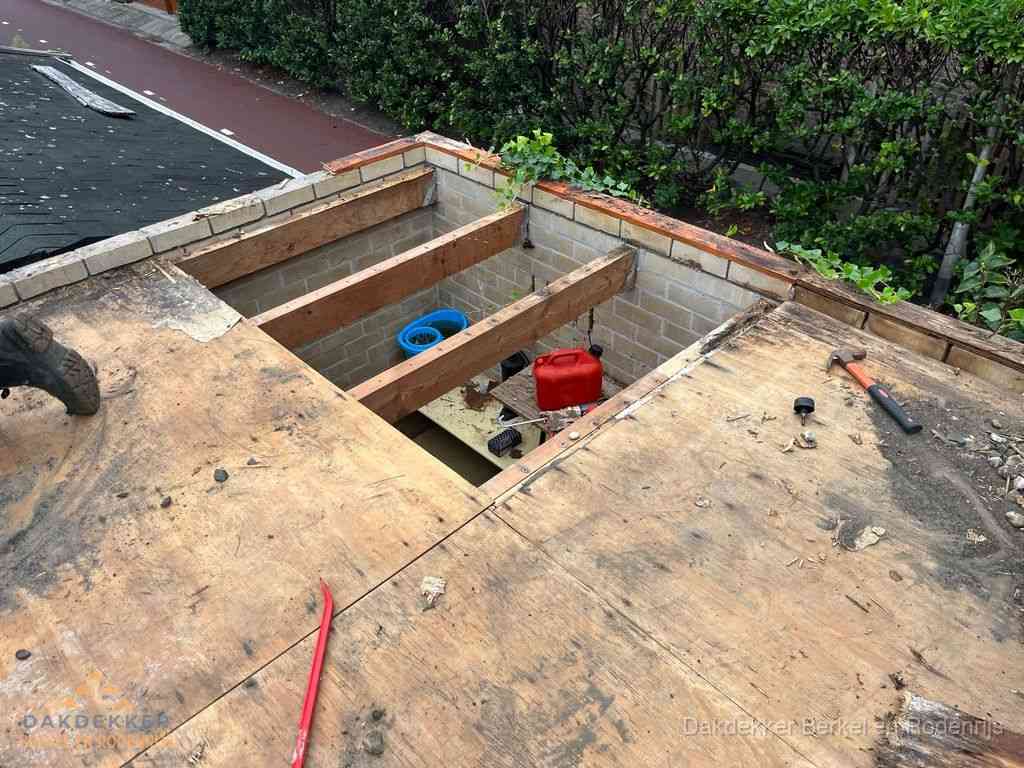 Plat Dak Vervangen Berkelenrodenrijs